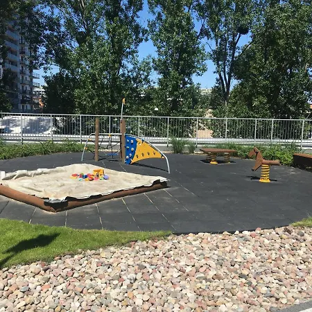 아파트 By The Sea